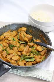 Making a simple curry sauce with curry powder is a quick, easy and versatile cooking project. Keto Curried Sausages Aussie Keto Queen