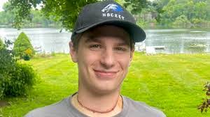 Rebekah Devine's Instagram, Twitter & Facebook