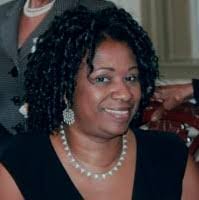 Elaine Colbert's Instagram, Twitter & Facebook