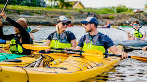 Maybe you would like to learn more about one of these? Platsch Mette Marit Fallt Bei Einer Kajaktour Ins Wasser Promiflash De