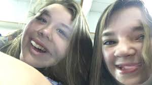 Emilee Evans (@EvansEmevans04)