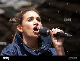 Maggie wright hi-res stock photography and images