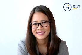 Tracy Tania: Breaking the Glass Ceiling