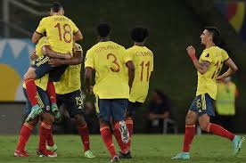 Segunda tarjeta amarilla para bolivia, tercera del partido. Qyyiaoolcmalam