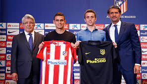 Jun 30, 2021 · rafael santos borré, quien anotó 56 goles con river plate, llegaría al equipo de la bundesliga a cambio de siete millones de euros. Club Atletico De Madrid Web Oficial Presentation Of Diogo Jota And Rafael Santos Borre In The Vicente Calderon