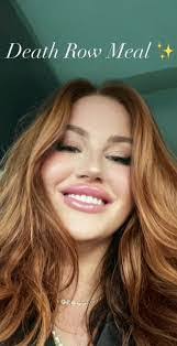 Tessa Dolan's Instagram, Twitter & Facebook