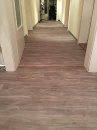 Bodenbelage Vinylboden Teppichboden Parkett Mehr Vinylboden Bodenbelag Boden