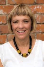 Jennifer Foran's Instagram, Twitter & Facebook