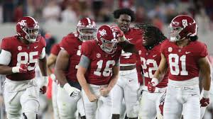 Espn • voetbal op vrijdag. Alabama Remains The Sec King Trevor Lawrence Remains Unstoppable And More From College Football S Week 7
