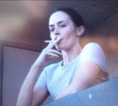 Are those real cigarettes in z: 18 Celebrities You Didn T Know Smoked Cigarettes Collegetimes Com