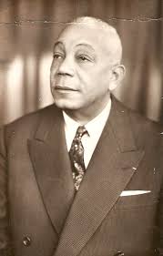 Paul Symphor-Monplaise — Wikipédia