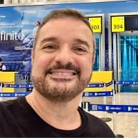 3200+ "Botelho" profiles