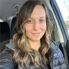 Perla Arriola's Instagram, Twitter & Facebook