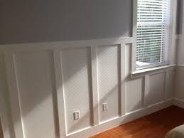 Wainscoting is, at it's most basic, a method of panelling a room. The Ultimate Guide To Wainscoting 21 Stylish Wainscoting Ideas Wainscotingstyles Oakwainscoting Wainscoting Styles Beadboard Wainscoting Wainscoting Height