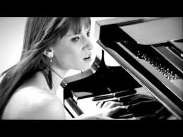 31 may 2011 the song debuted at rmf fm on 19th place and remained on the list for 13 weeks. Sylwia Grzeszczak I Najwieksze Muzyczne Przeboje Sto Hitow