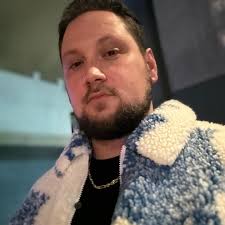 This one is an important read. “Health At Every Size: The Surprising Truth  About Your Weight” by Linda Bacon. # I wish that all people, and especially  health care providers, fitness industry