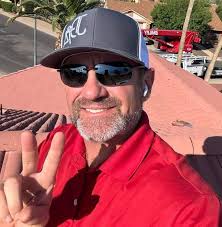 Got this little project done and realized yeah I should've painted the  gate. Also, don't worry I'll get it done.🤜🏻