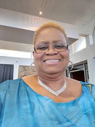 Does anyone know how to get in touch with Eva Harrington? I believe her  married name was Gunter.