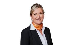 Wir sind für sie telefonisch, online oder vor ort in unseren filialen in düsseldorf, dortmund und essen erreichbar. Expertentipp Volksbank Rhein Ahr Eifel So Finanzieren Sie Die Eigenen Vier Wande Magazin Next Koblenz