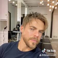 Darlene Greenleaf's Instagram, Twitter & Facebook