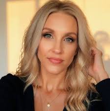 What face products help with aging skin and moisture?