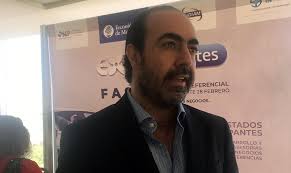 Gustavo Puente deja la SEDCO; se enfila por la gubernatura