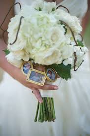 Get the best wedding bouquet ideas. 5 Ways Personalized Wedding Bouquet Charms