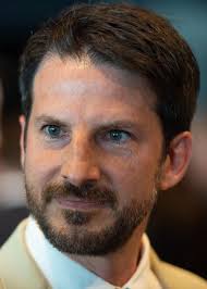 Bravo apologizes for attacking Sandoval as colleagues rebuke him