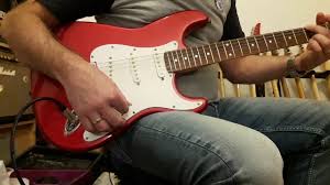 Get the best price on squier stratocaster at guitar center. Squier Stratocaster Standard Series 2000 In Candy Apple Red Mit Fender Pus Youtube