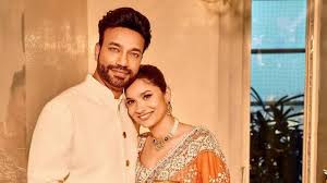 husband Vicky Jain ...