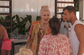 Entrepreneur claudia obert (58) is currently not having an easy time on tv. Promis Unter Palmen Bei Sat 1 Das Steckt Hinter Dem Streit Zwischen Desiree Nick Und Claudia Obert Panorama Stuttgarter Zeitung