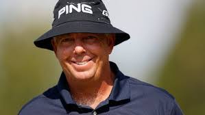 Kirk Triplett's Instagram, Twitter & Facebook