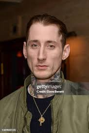 28 Photos & High Res Pictures