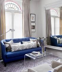 10 inspirasi desain ruang tamu menggunakan warna hijau. Sofa Biru Di Pedalaman Gabungan Warna Dalam Gaya Yang Berbeza