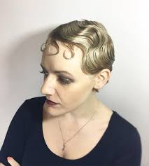 Finger waves 🌊 . . ....