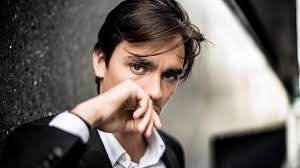 Alain fabien delon updated their profile picture. Guerre Chez Les Delon Alain Fabien Regle Ses Comptes Avec Son Pere Soirmag