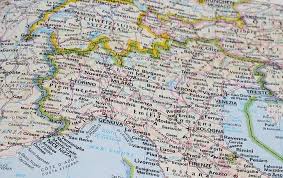 Queste rappresentanze includono un' ambasciata a roma e consolati a alghero, bari, bologna, cagliari, catania, catanzaro, firenze, genova, livorno, milano, novara, palermo, perugia, ravenna, torino, trento, venezia, ventimiglia e verona. Rientrare In Italia Dalla Spagna Le Informazioni Ufficiali Dell Ambasciata D Italia A Madrid El Itagnol