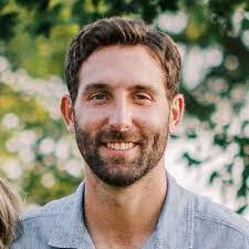 Ian Starnes's Instagram, Twitter & Facebook