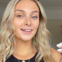 Holly Dominguez's Instagram, Twitter & Facebook