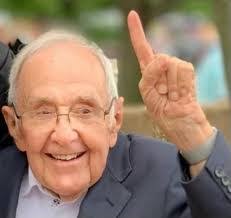 Lola Yoder's Instagram, Twitter & Facebook