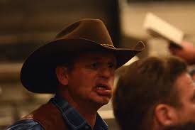 Oregon standoff leaders urge local ranchers to defy feds