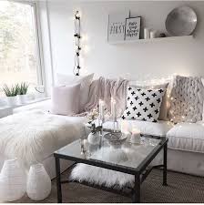ᒪoᑌiᔕe Girly Living Room Apartment Living Room Apartment Living