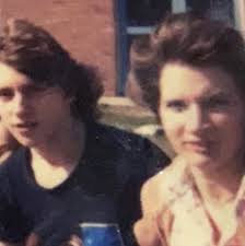 15 year old Tianna marie Yesiller is missing since sunday afternoon, please  if you see her contact your local police department please share this thank  you she was last seen in mastic