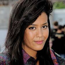 Amel bent whose real name is amel bentbachir is a french rnb singer who was born on 21 june 1985 near paris. Amel Bent News Pictures Videos And More Mediamass