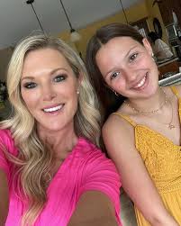 In honor of this girls 13th birthday, we got Dad to agree to a tik tok 😂  #bugatti