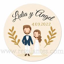 Tenemos todo tipo de temáticas en este recopilatorio que en mundo primaria hemos preparado cuidadosamente para ti: Pegatinas Personalizadas Para Bodas Con Dibujo De Novios Regalantes Com