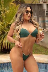 Mari Reis nua - A fisiculturista gostosa do Onlyfans