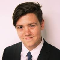 Pam Clouse's Instagram, Twitter & Facebook