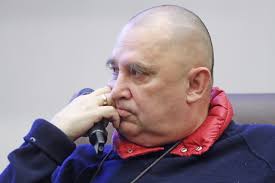 Андрей трубников родился в 1960 году в ташкенте в семье научных работников. Dl2kx0zznplx8m