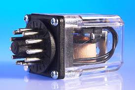 There are two popular types of o/l relay which are thermal. 230v Ac 11 Pin Relay 3 Pole